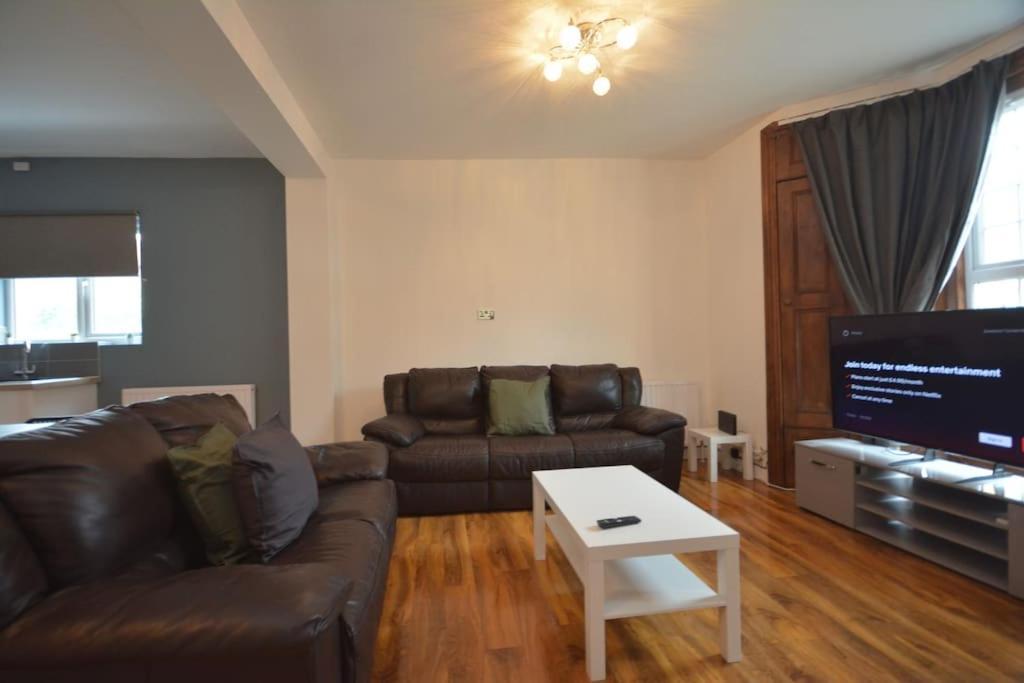 Lovely 4Bedroom Apartment London Kültér fotó